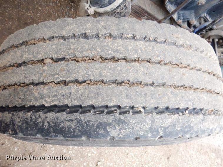 image for item DK3106 1995 Peterbilt 357  dump truck