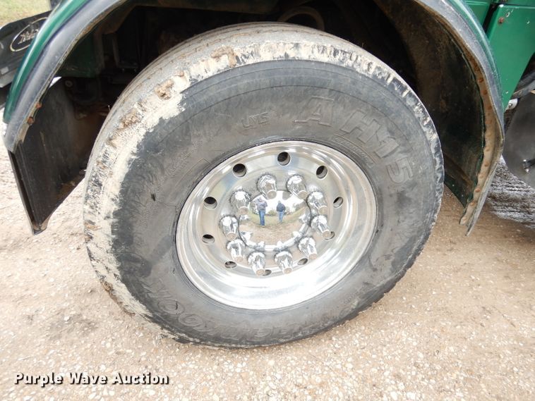 image for item DK3106 1995 Peterbilt 357  dump truck