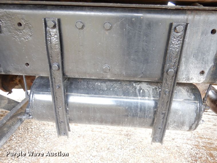 image for item DK3106 1995 Peterbilt 357  dump truck