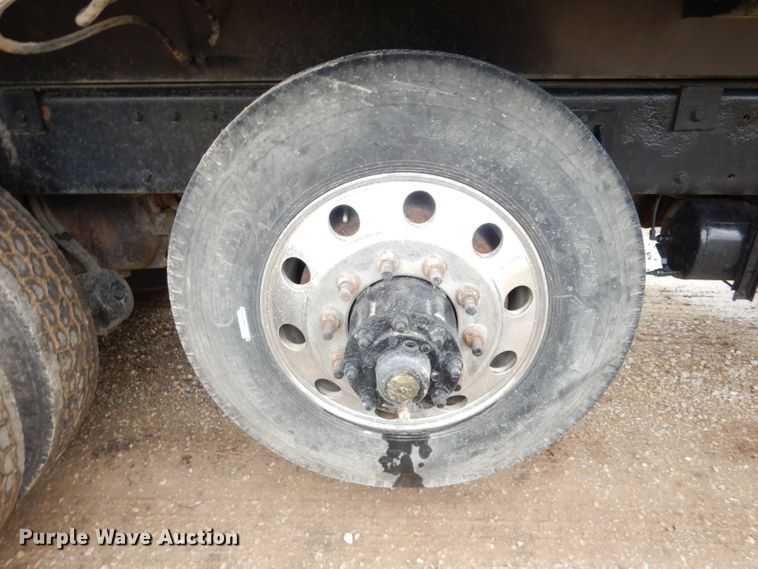 image for item DK3106 1995 Peterbilt 357  dump truck