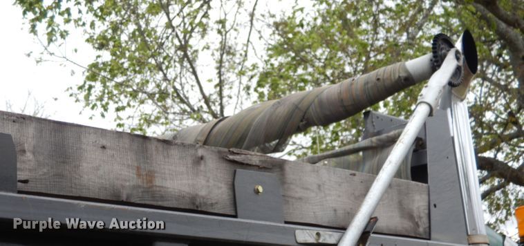 image for item DK3106 1995 Peterbilt 357  dump truck