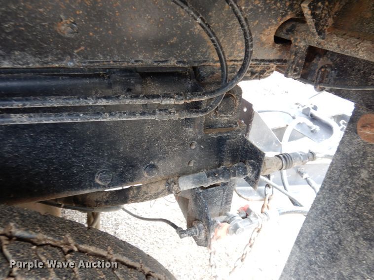 image for item DK3106 1995 Peterbilt 357  dump truck