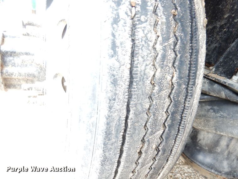 image for item DK3106 1995 Peterbilt 357  dump truck