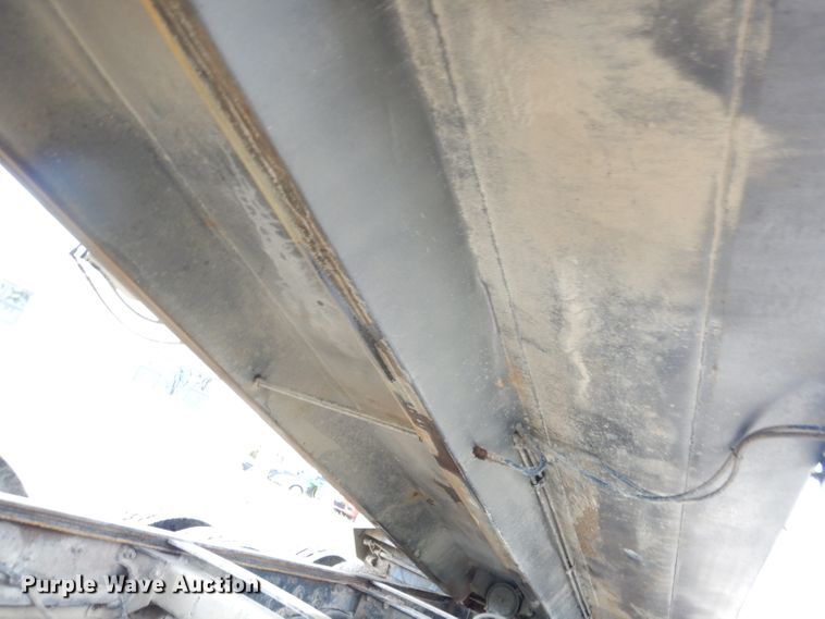 image for item DK3106 1995 Peterbilt 357  dump truck