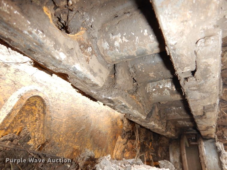 image for item DK3109 2005 Liebherr 622B  track loader