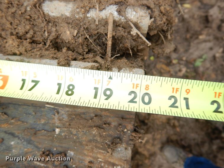 image for item DK3109 2005 Liebherr 622B  track loader