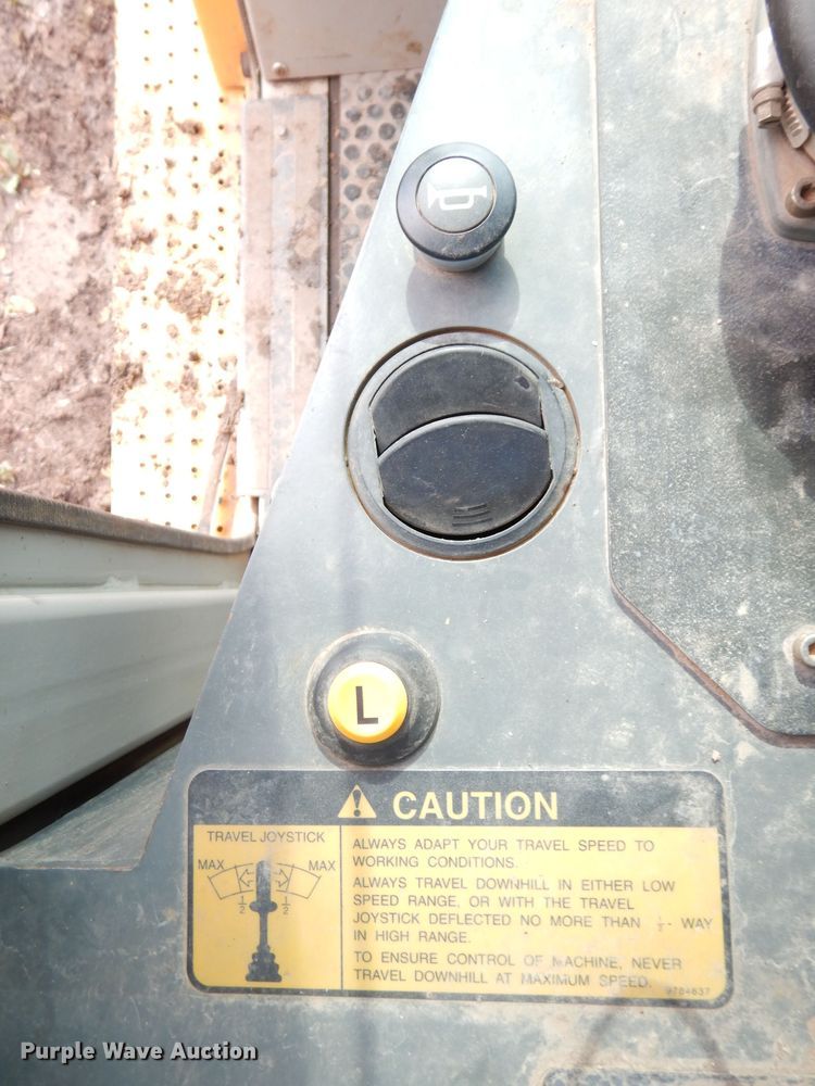 image for item DK3109 2005 Liebherr 622B  track loader