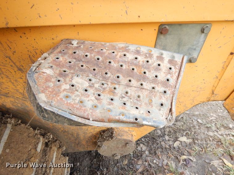 image for item DK3109 2005 Liebherr 622B  track loader