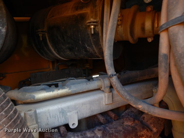 image for item DK3109 2005 Liebherr 622B  track loader