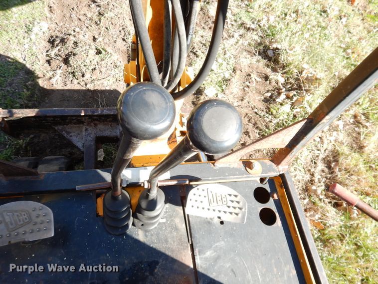 image for item DK3125 2002 JCB 801  mini excavator