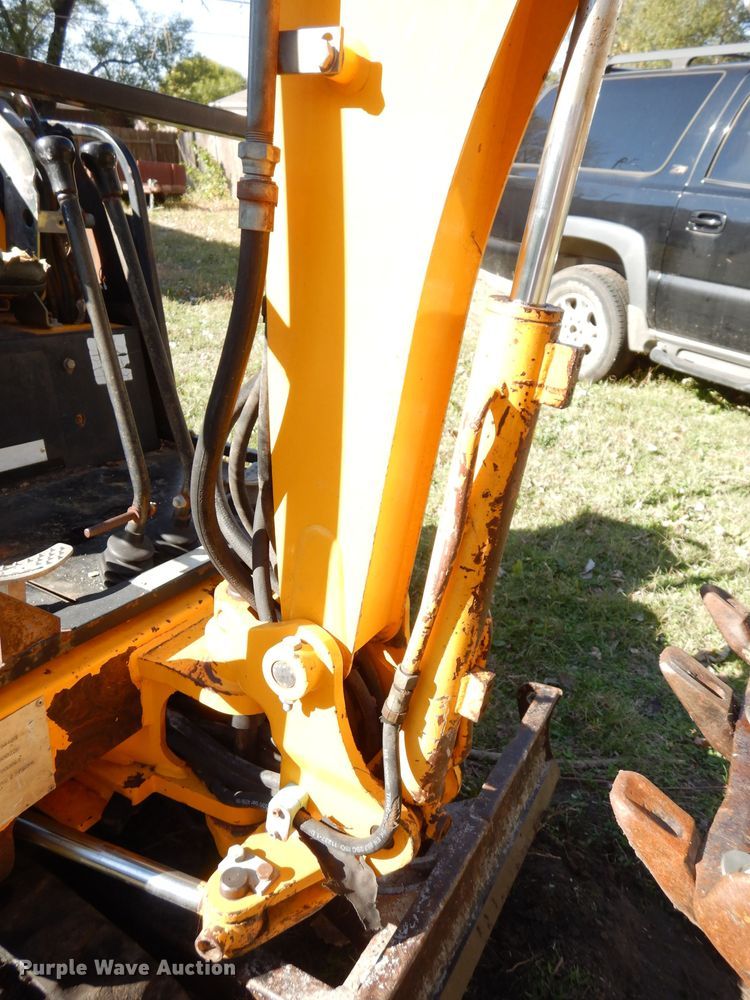 image for item DK3125 2002 JCB 801  mini excavator