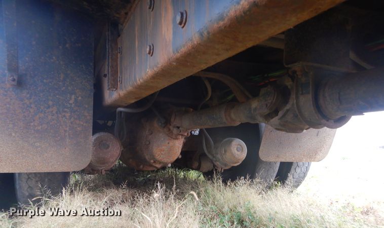 image for item DK3243 2007 International 7500 HT570  refuse truck