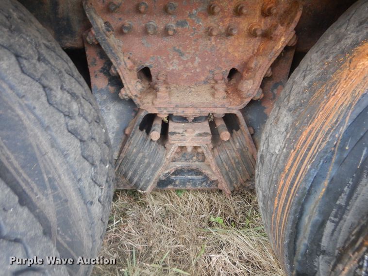 image for item DK3243 2007 International 7500 HT570  refuse truck