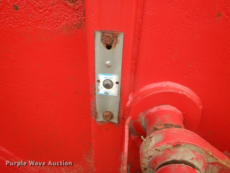 image for item DK3243 2007 International 7500 HT570  refuse truck