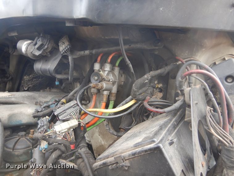 image for item DK3243 2007 International 7500 HT570  refuse truck