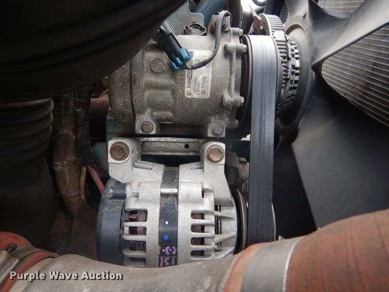 image for item DK3243 2007 International 7500 HT570  refuse truck