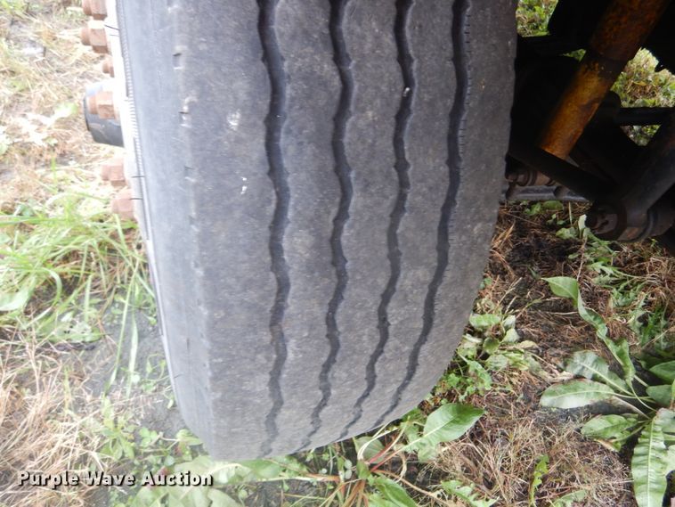 image for item DK3243 2007 International 7500 HT570  refuse truck