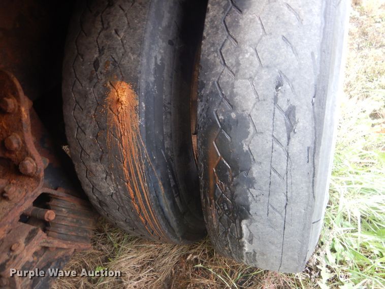 image for item DK3243 2007 International 7500 HT570  refuse truck