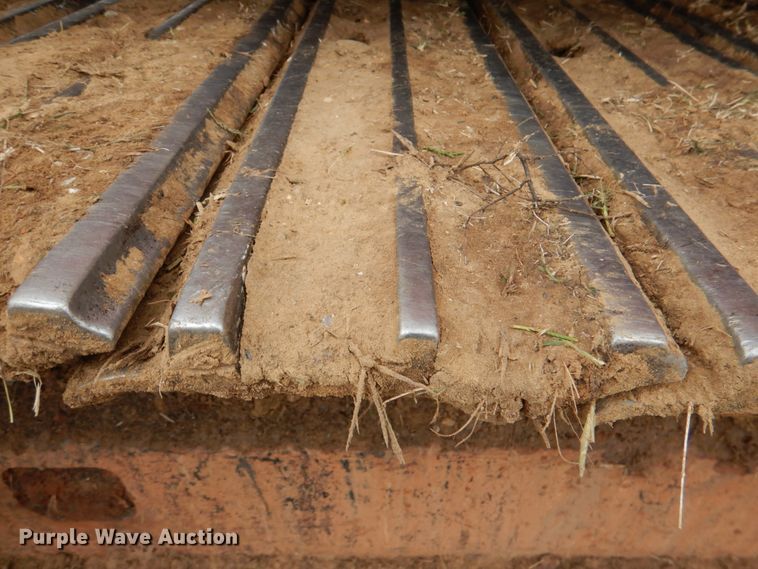 image for item DL0694 2005 Hitachi ZX200LC  excavator