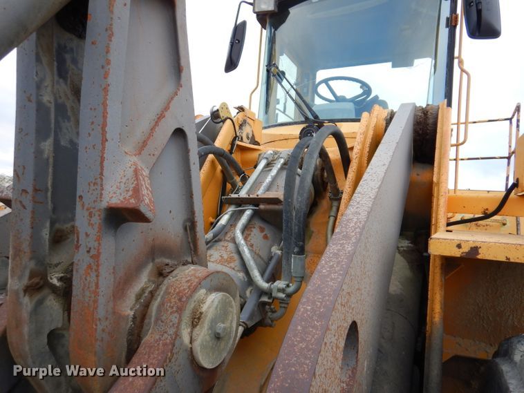 image for item DL5761 1996 Volvo L150C  wheel loader