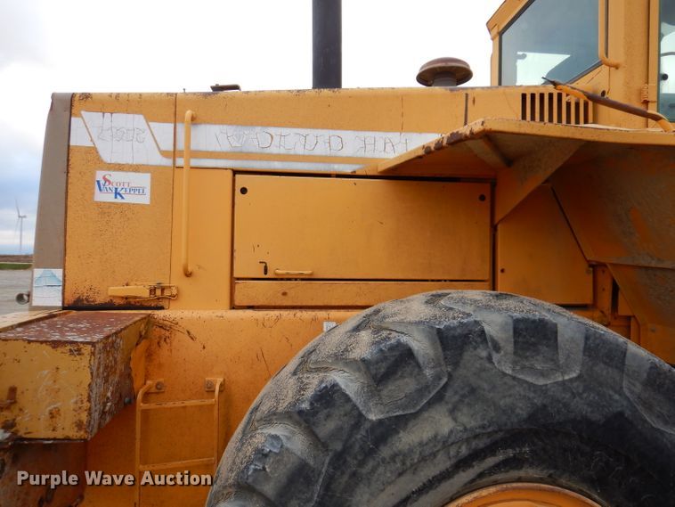 image for item DL5761 1996 Volvo L150C  wheel loader