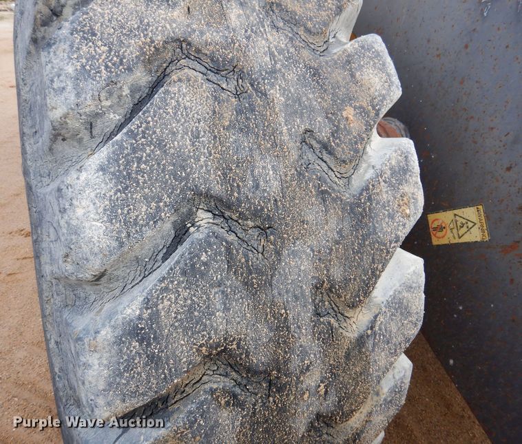 image for item DL5761 1996 Volvo L150C  wheel loader