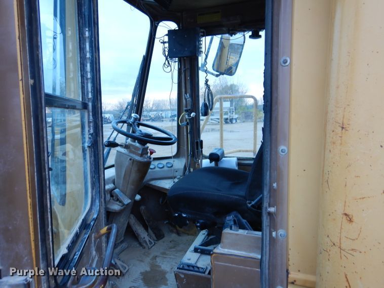 image for item DL5762 1986 Caterpillar 980C  wheel loader