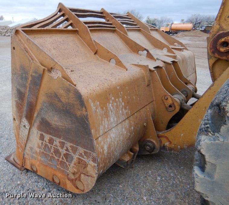 image for item DL5763 1983 Caterpillar 980C  wheel loader