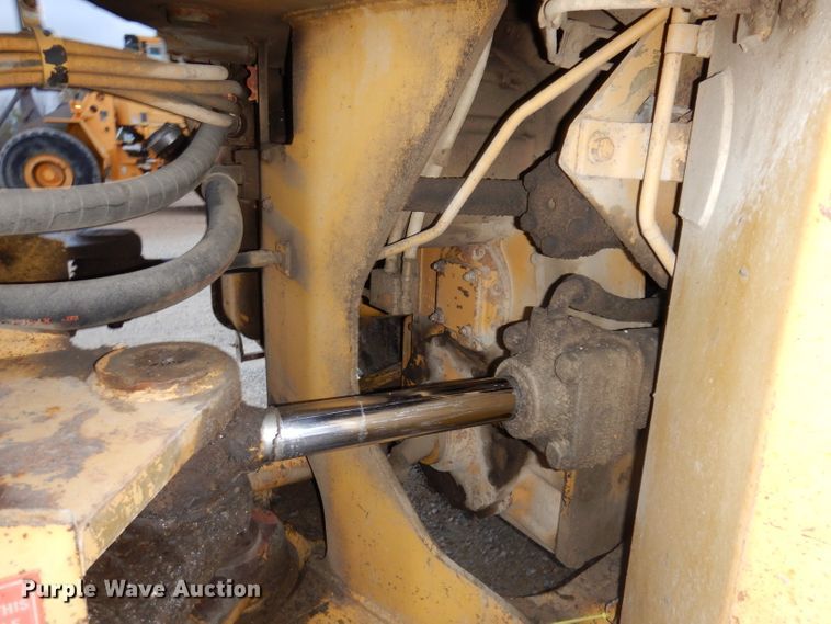 image for item DL5763 1983 Caterpillar 980C  wheel loader