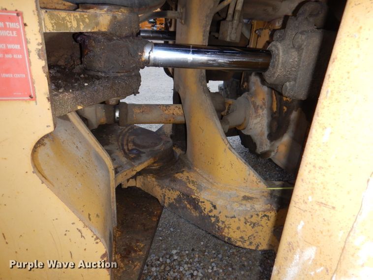 image for item DL5763 1983 Caterpillar 980C  wheel loader
