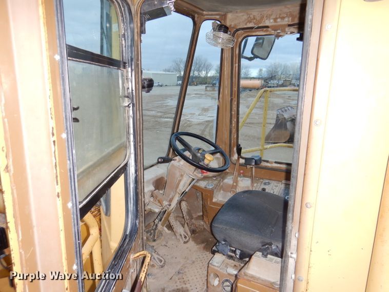 image for item DL5763 1983 Caterpillar 980C  wheel loader