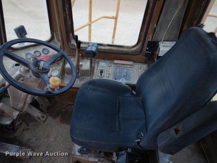 image for item DL5763 1983 Caterpillar 980C  wheel loader