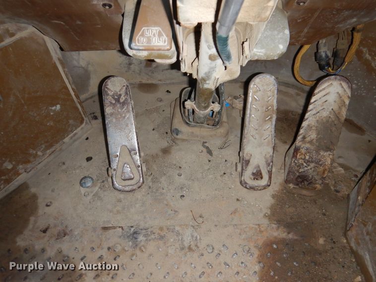 image for item DL5763 1983 Caterpillar 980C  wheel loader