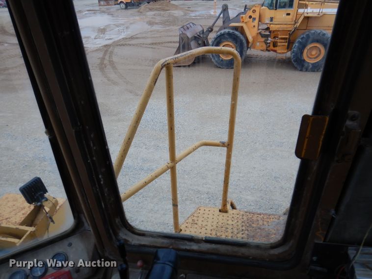 image for item DL5763 1983 Caterpillar 980C  wheel loader