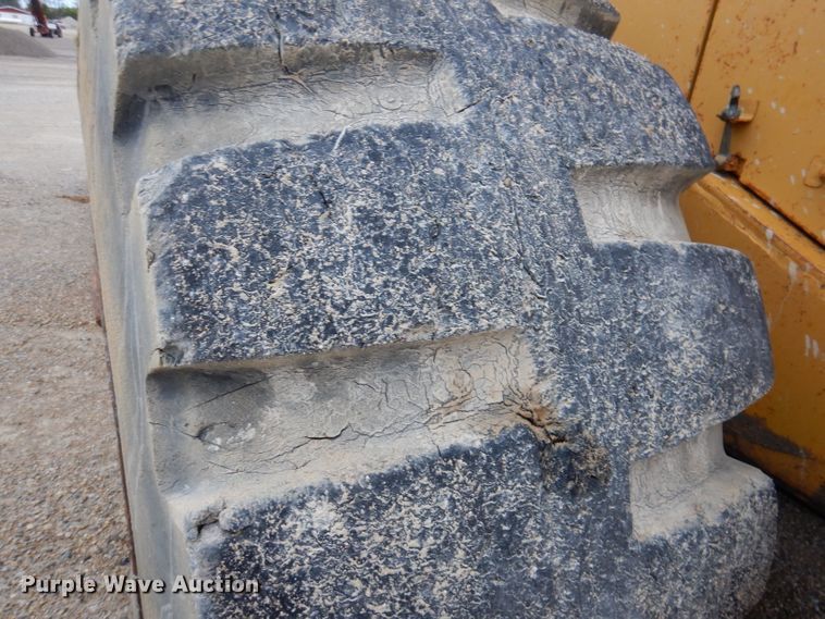 image for item DL5763 1983 Caterpillar 980C  wheel loader