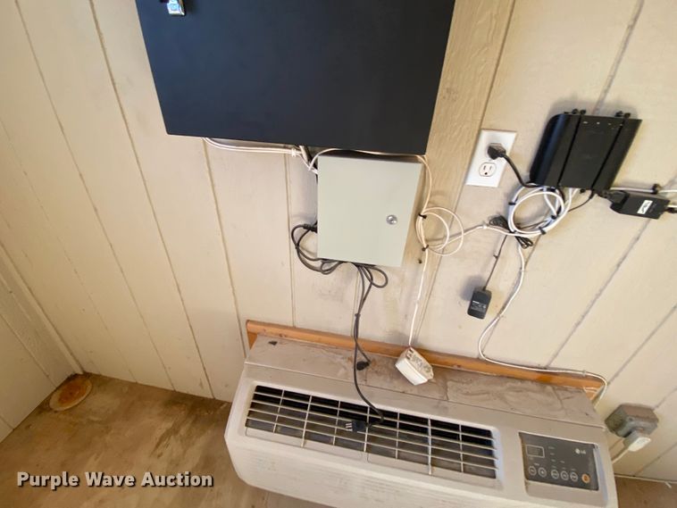 image for item DL6076 Mobile office