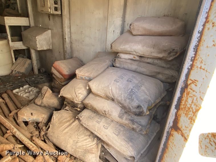 image for item DL6079 Dog house