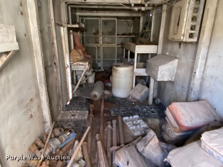 image for item DL6079 Dog house