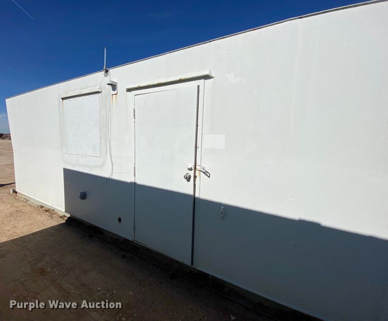 image for item DL6081 Dog house