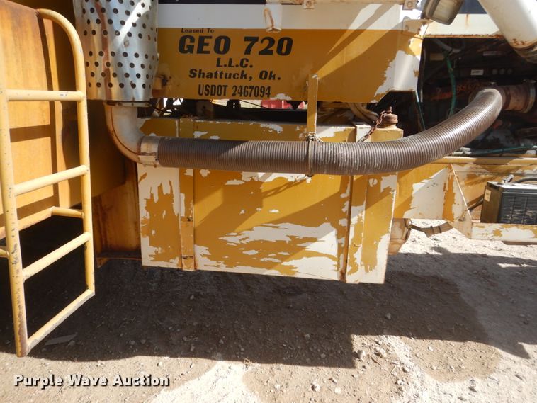 image for item DL6121 Ag-Chem Terra-Gator 2505  water wagon