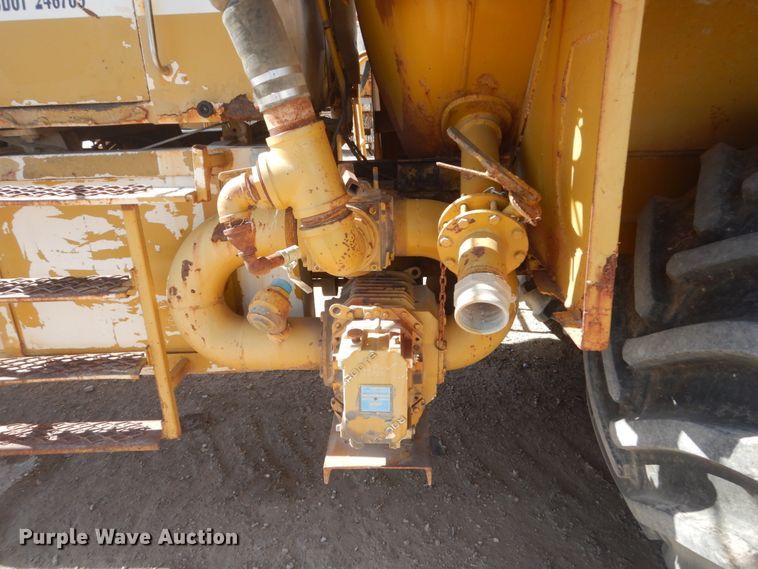 image for item DL6121 Ag-Chem Terra-Gator 2505  water wagon