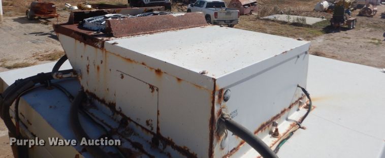 image for item DL6121 Ag-Chem Terra-Gator 2505  water wagon