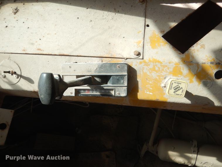 image for item DL6121 Ag-Chem Terra-Gator 2505  water wagon