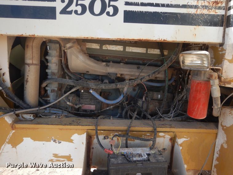 image for item DL6121 Ag-Chem Terra-Gator 2505  water wagon