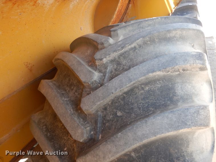 image for item DL6121 Ag-Chem Terra-Gator 2505  water wagon