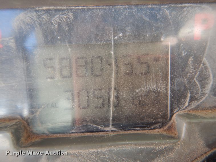 image for item DL6122 2003 Mack CV713  semi truck