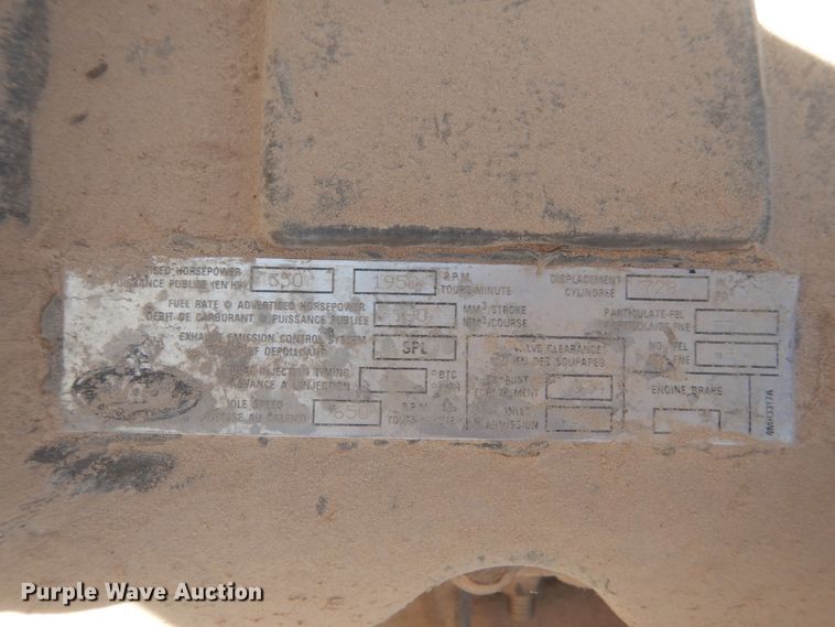 image for item DL6122 2003 Mack CV713  semi truck