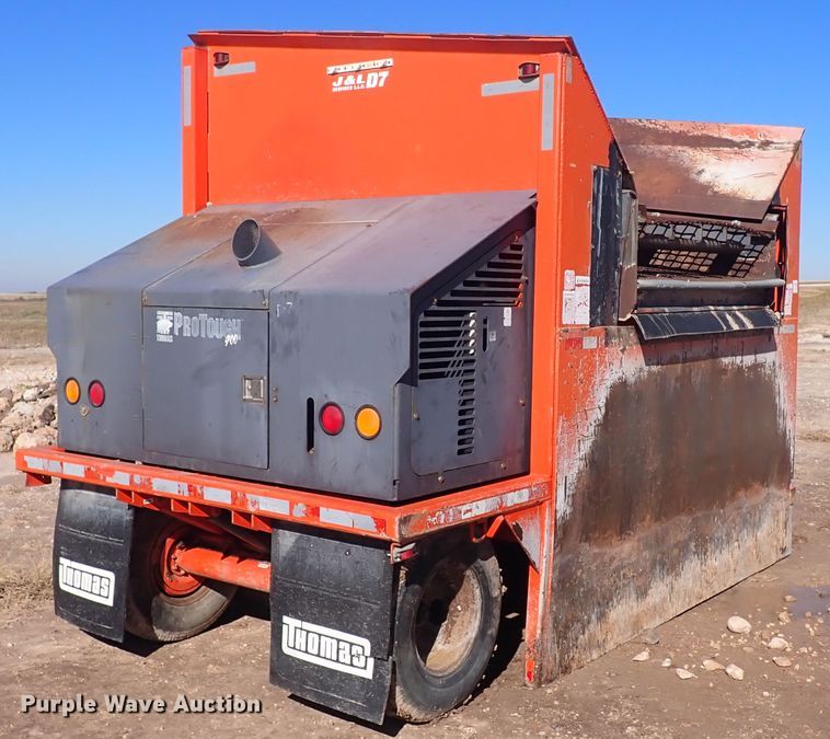 image for item DL6156 2002 Thomas  screen