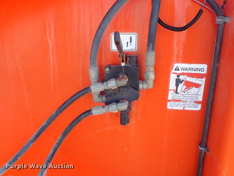 image for item DL6156 2002 Thomas  screen