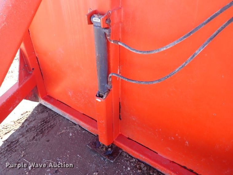 image for item DL6156 2002 Thomas  screen